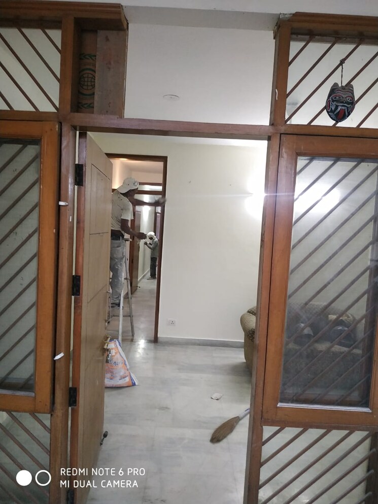 2 Bedroom 900 Sq.Ft. Builder Floor in Lajpat Nagar Iii Delhi