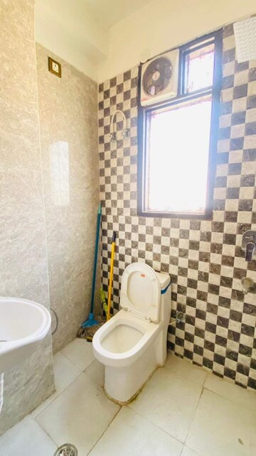 Bathroom in 4 BHK Apartment at Vatika Sovereign Park, Sector 99 – for Sale