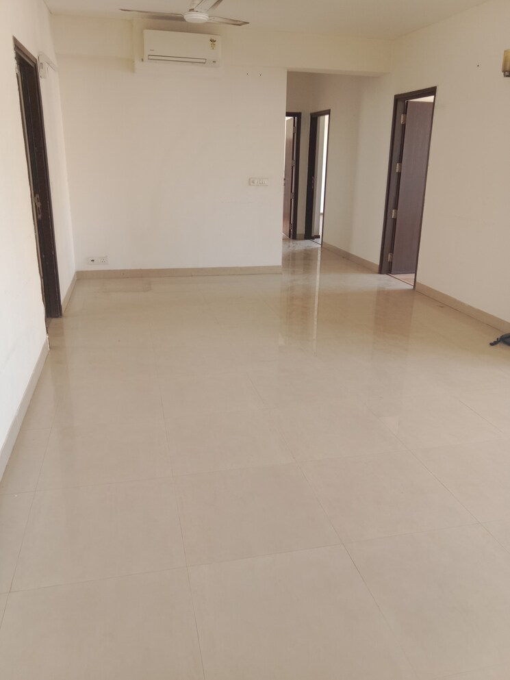 Room, paras-dews 3 Bedroom 1760 Sq.Ft. Apartment In Sector 106 Gurgaon 6276900