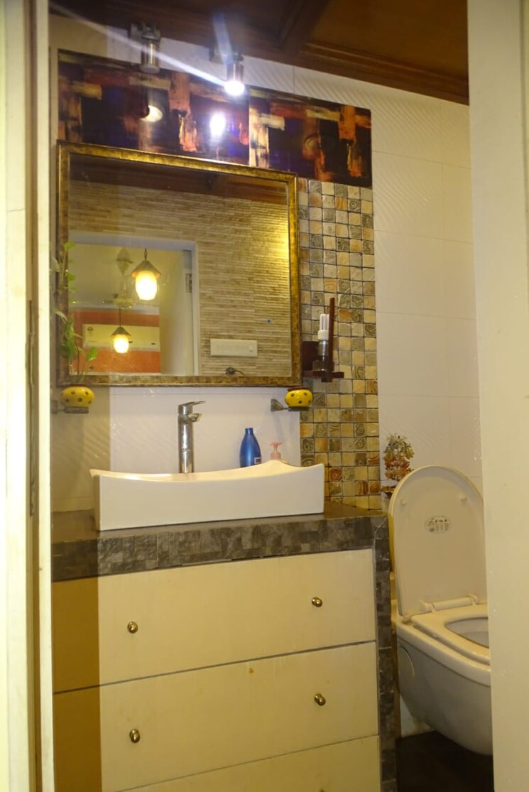Bathroom, thakur-badrinath-tower 3 Bedroom 1235 Sq.Ft. Apartment In Andheri West Mumbai 6278366