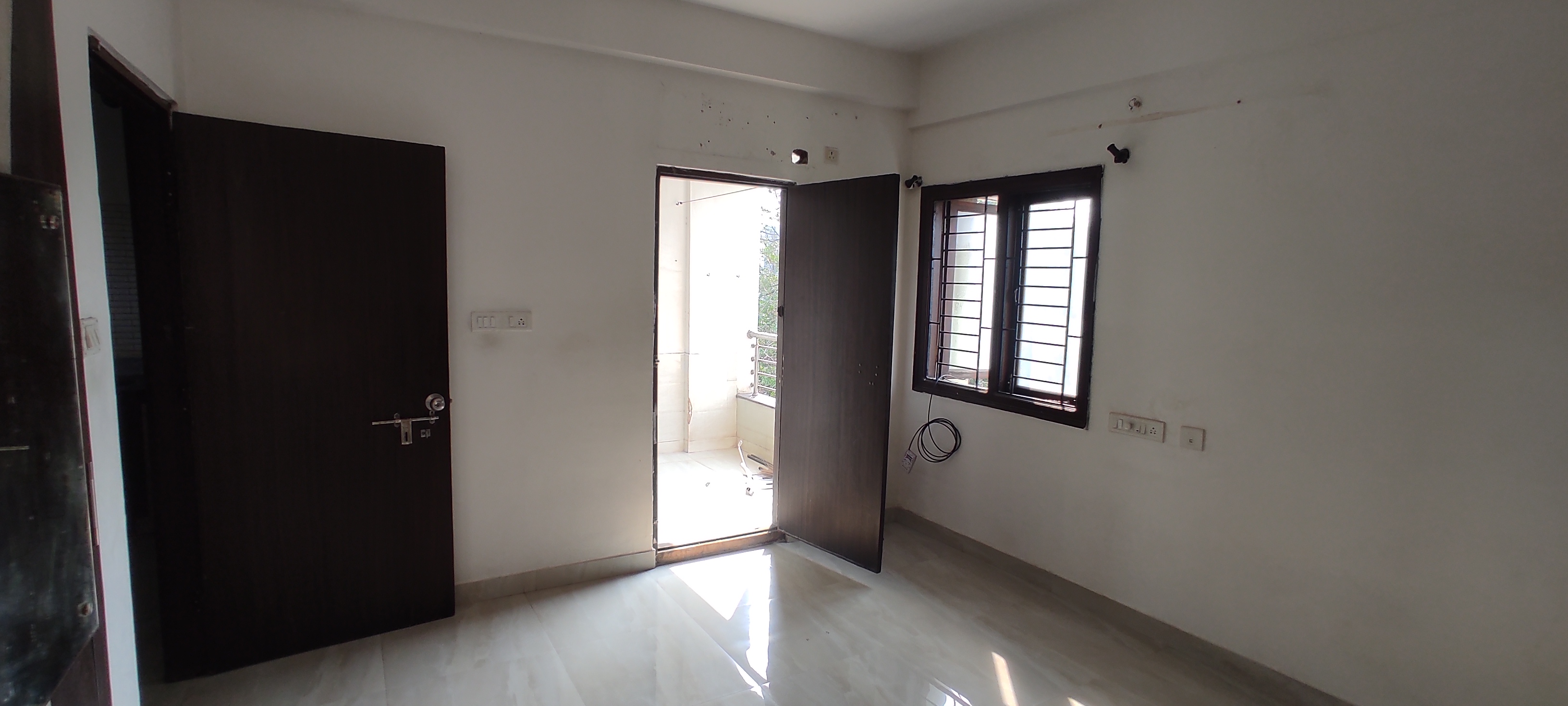 Rental 3 Bedroom 2300 Sq.Ft. Apartment in East Point Colony Vizag 6280377