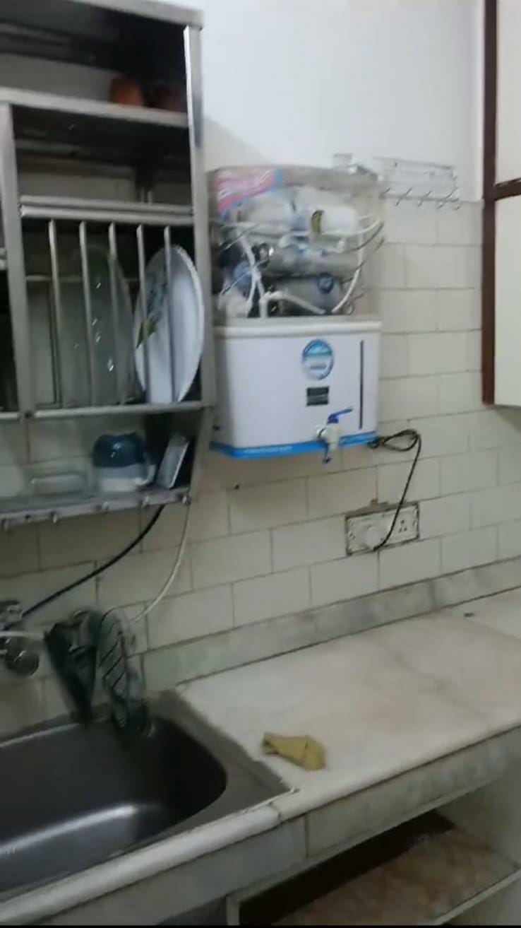 Rental 2 Bedroom 100 Sq.Yd. Builder Floor in Siddhartha Extension