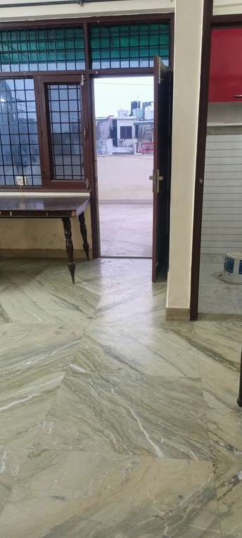 1 BHK Builder Floor For Rent in Gautam Nagar Delhi 6282967