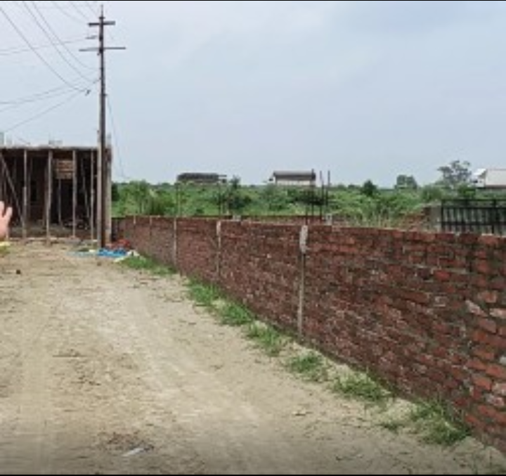 Plot For Resale in Bhatwaliya Deoria  6285326