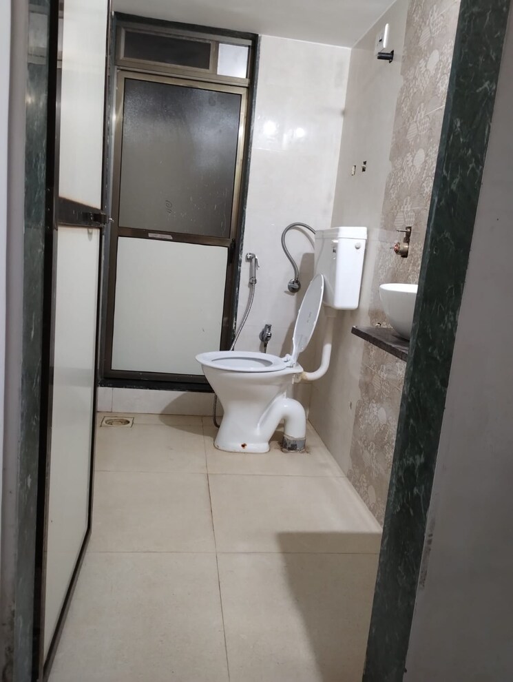 Bathroom, mid-town-avenue 2 Bedroom 1007 Sq.Ft. Apartment In Kalyan West Thane 6290964