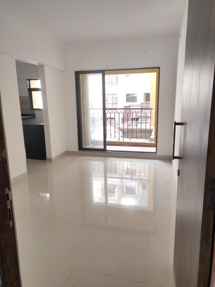 Room, happy-sarvoday-greens 2 Bedroom 842 Sq.Ft. Apartment In Bhadwad Gaon Thane 6291341