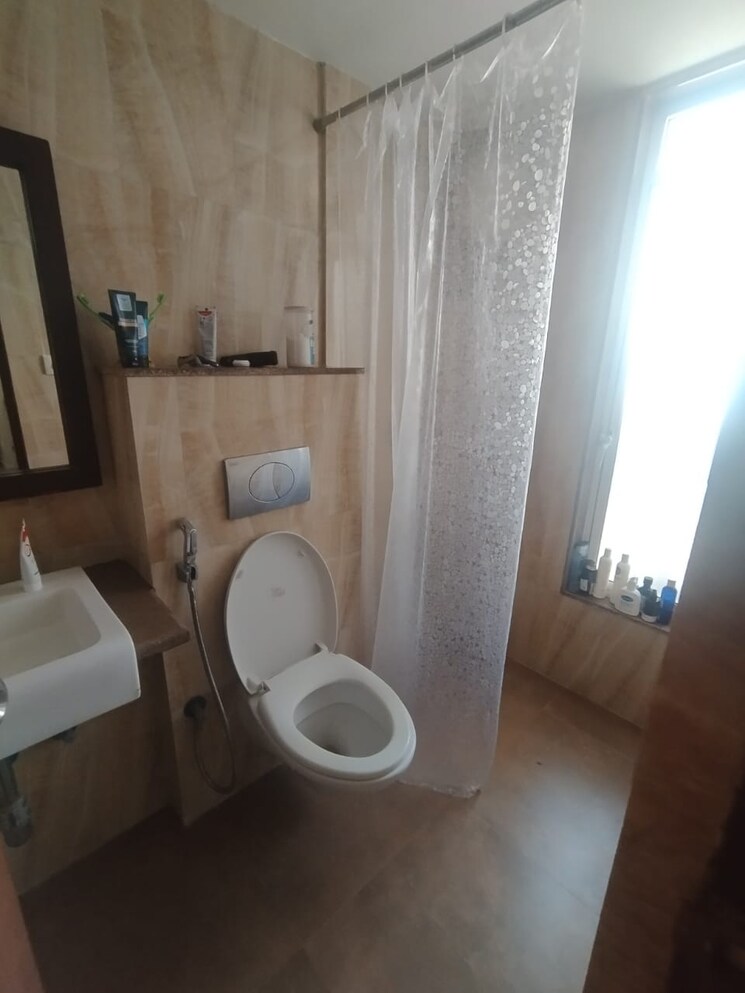 Bathroom, lodha-amara 3 Bedroom 955 Sq.Ft. Apartment In Kolshet Road Thane 6295707
