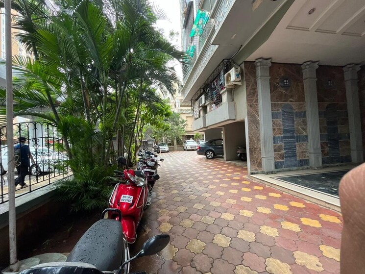  Parking, krishna-heritage-chs 3 Bedroom 1028 Sq.Ft. Apartment In Borivali West Mumbai 6298291