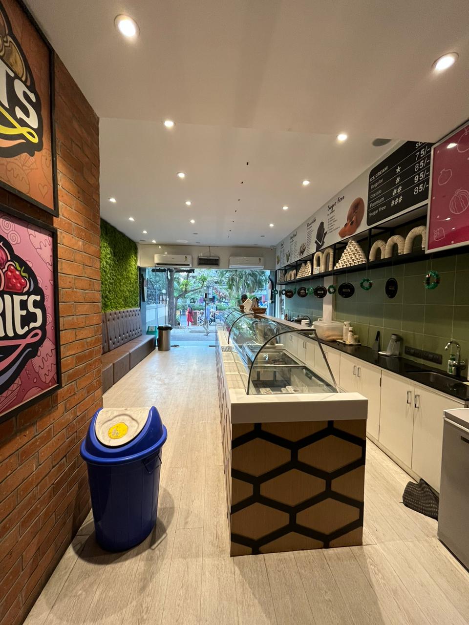 Rental Commercial Shop 1000 Sq.Ft. in Seawoods Navi Mumbai 6298809