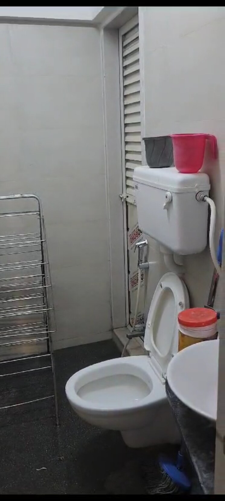 Bathroom, unique-greens-ghodbunder-road 2 Bedroom 619 Sq.Ft. Apartment In Ghodbunder Road Thane 6301548