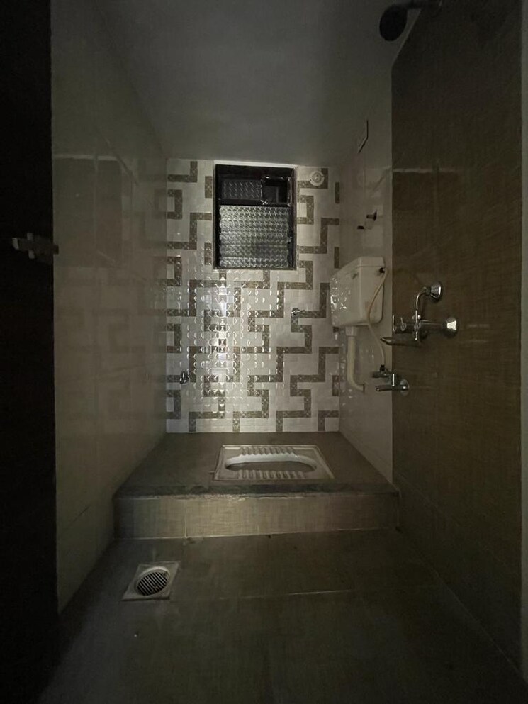 Bathroom, tanna-mangeshi-dazzle-iii 3 Bedroom 1250 Sq.Ft. Apartment In Thakurli Thane 6304096