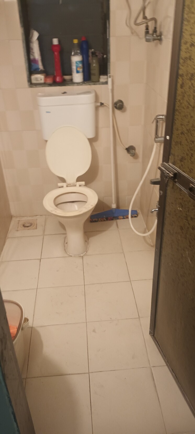 Bathroom, kvc-sai-siddhi-apartments 2 Bedroom 680 Sq.Ft. Apartment In Kandivali West Mumbai 6305927