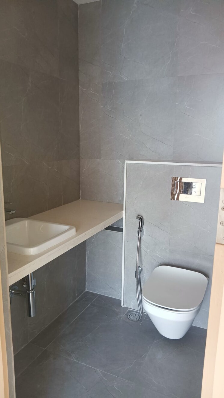 Attached Bathroom, lodha-bel-air 3.5 Bedroom 1137 Sq.Ft. Apartment In Jogeshwari West Mumbai 6306841