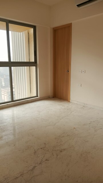 Master Bedroom in 2 BHK Apartment at Lodha Bel Air, Jogeshwari West – for Rent