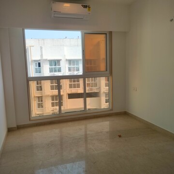Bedroom in 2 BHK Apartment at Platinum Life, Andheri West – for Rent