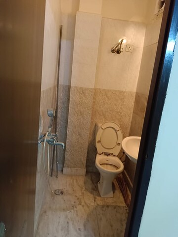 Attached Bathroom in 2 BHK Builder Floor at Lajpat Nagar 4 – for Rent