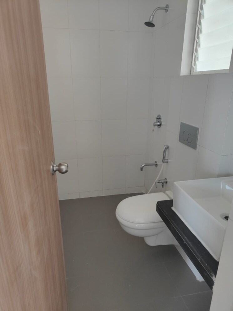 Bathroom, rosa-bella 3 Bedroom 1070 Sq.Ft. Apartment In Ghodbunder Road Thane 6307995