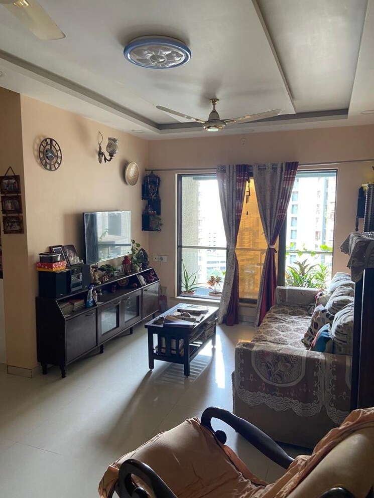 Living Room, unique-greens-ghodbunder-road 2 Bedroom 660 Sq.Ft. Apartment In Ghodbunder Road Thane 6308038