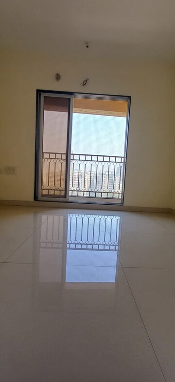 Room in 3 BHK Apartment at Parsik Nagar – for Sale