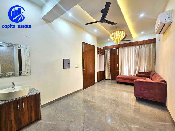 Super Spacious 3 Bhk Flat With Store In Zirakpur