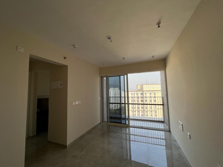 Room, tata-serein 1 Bedroom 700 Sq.Ft. Apartment In Pokhran Road No Two Thane 6316752