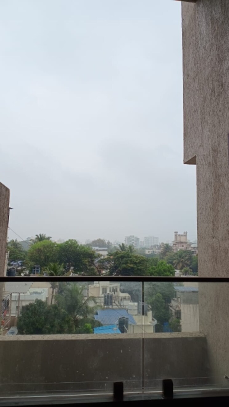 Balcony, shri-chhatrapati-shivaji-market-yard 3 Bedroom 1850 Sq.Ft. Builder Floor In Gultekdi Pune 6318086