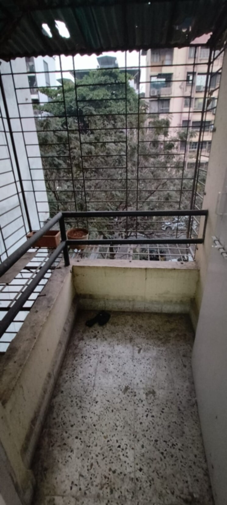 Balcony, surya-enclave-co-op-hsg-society 1 Bedroom 450 Sq.Ft. Apartment In Manpada Thane 6319317