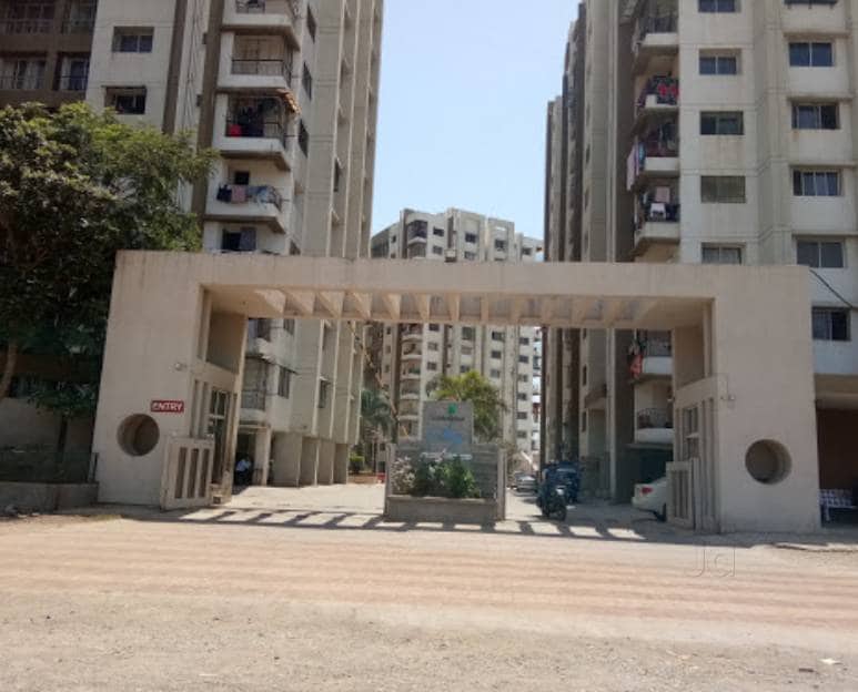 Resale 2 Bedroom 1175 Sq.Ft. Apartment in Pal Surat 6319343