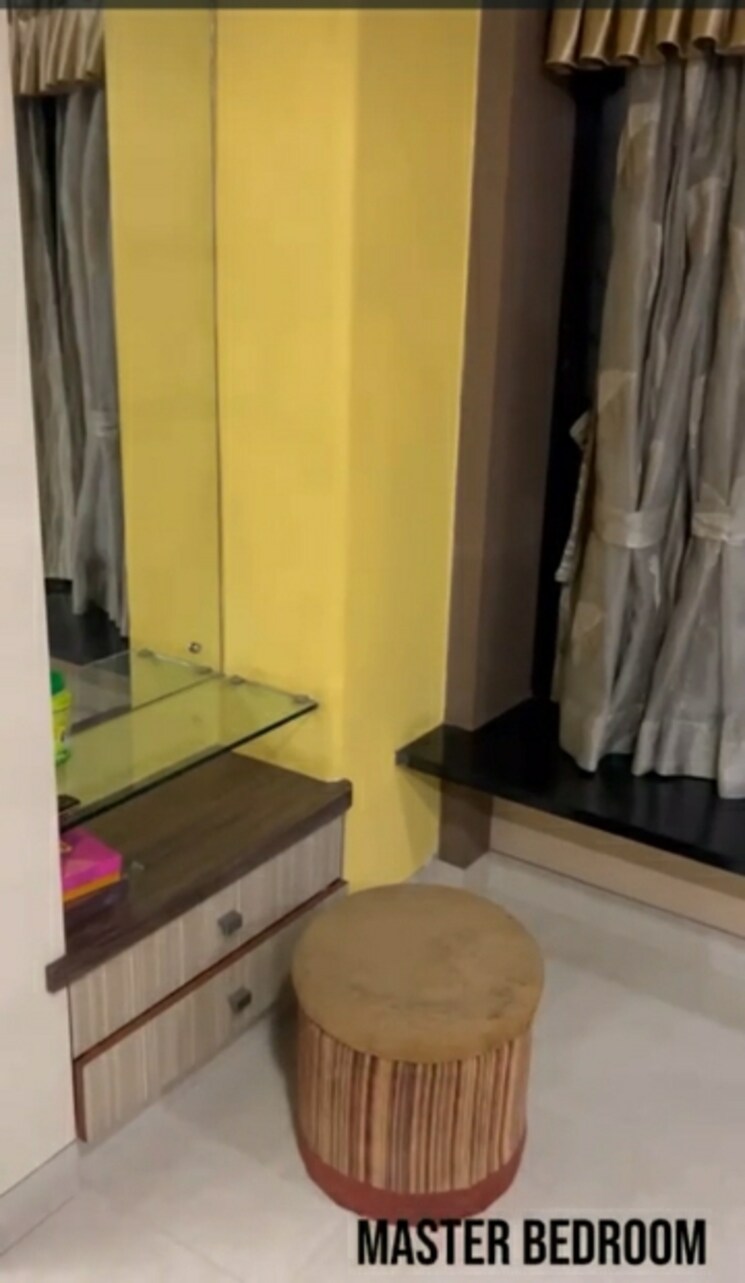 Living Room, raheja-garden-estate 3 Bedroom 1350 Sq.Ft. Apartment In Teen Hath Naka Thane 6320336