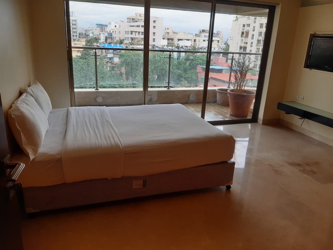 Rental 3 Bedroom 3000 Sq.Ft. Apartment in H M Tower Bandra West