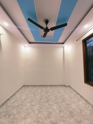 Bedroom in 3 BHK Builder Floor at Dwarka Mor – for Rent