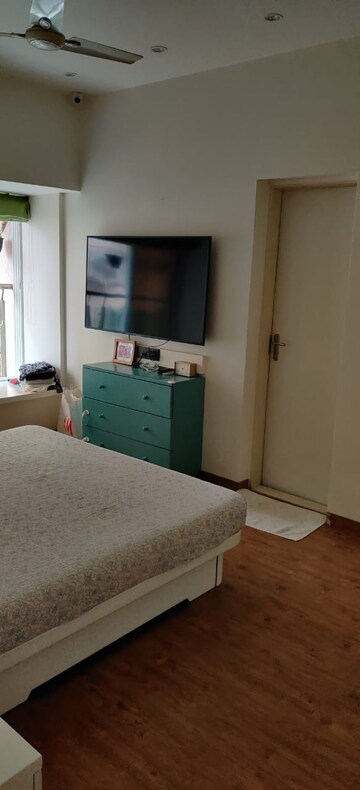 Bedroom in 2 BHK Apartment at Juhu – for Sale