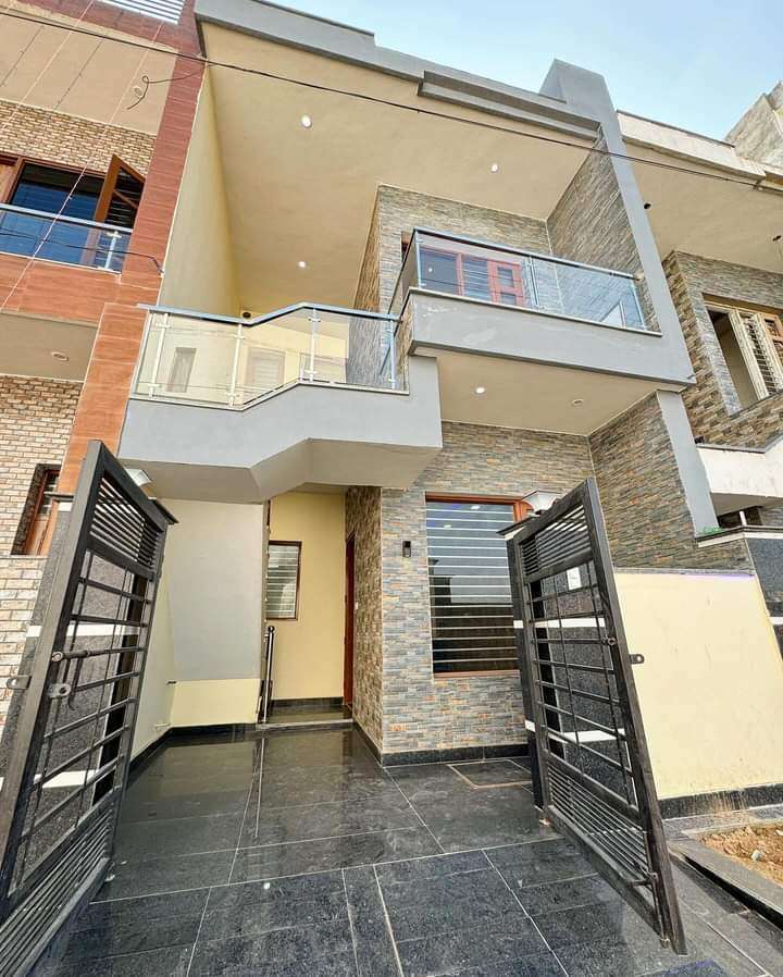 3 Bedroom 150 Sq.Yd. Independent House in Sector 125 Mohali
