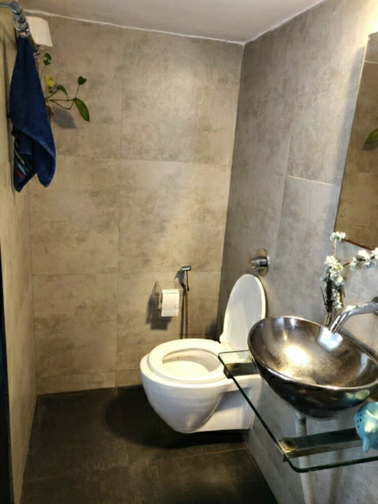 Bathroom, silicon-park 3 Bedroom 950 Sq.Ft. Apartment In Malad West Mumbai 6328890