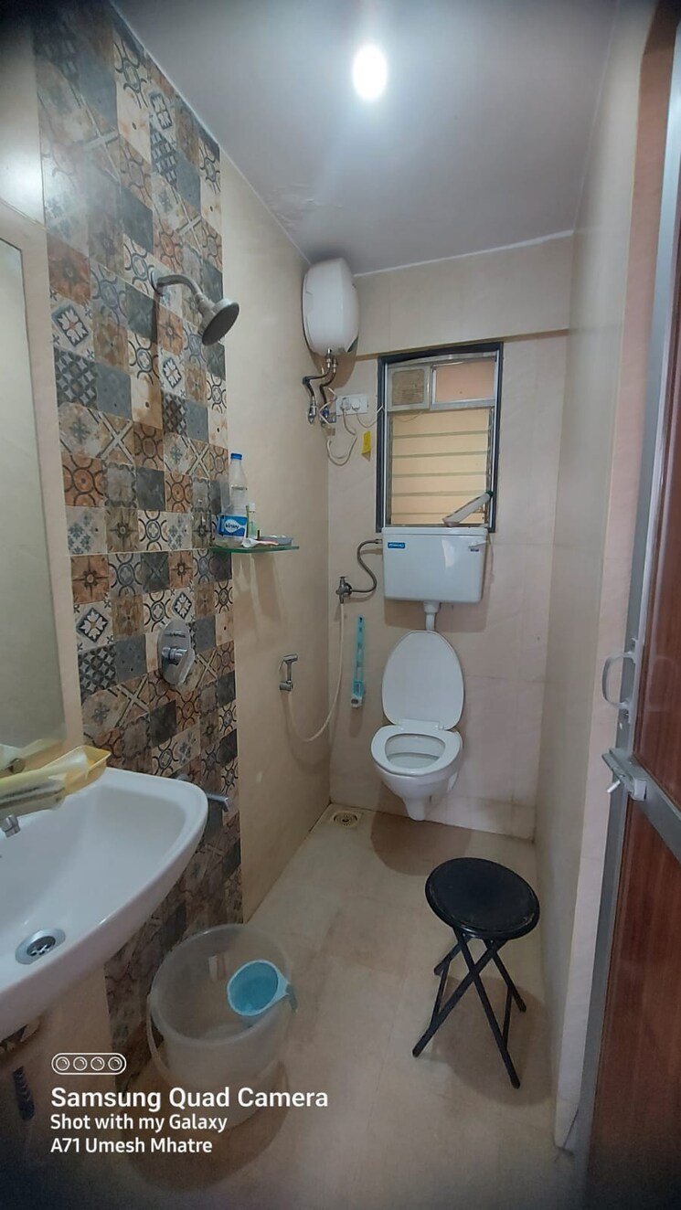 Bathroom, tilak-nagar-building 2 Bedroom 575 Sq.Ft. Apartment In Tilak Nagar Mumbai 6330109
