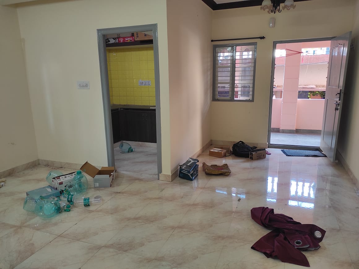 Rental 1 Bedroom 700 Sq.Ft. Builder Floor in Yamunotri Apartment, Cv