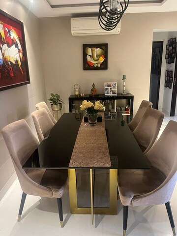Master Bedroom in 3 BHK Apartment at Rustomjee Elita, Juhu – for Rent