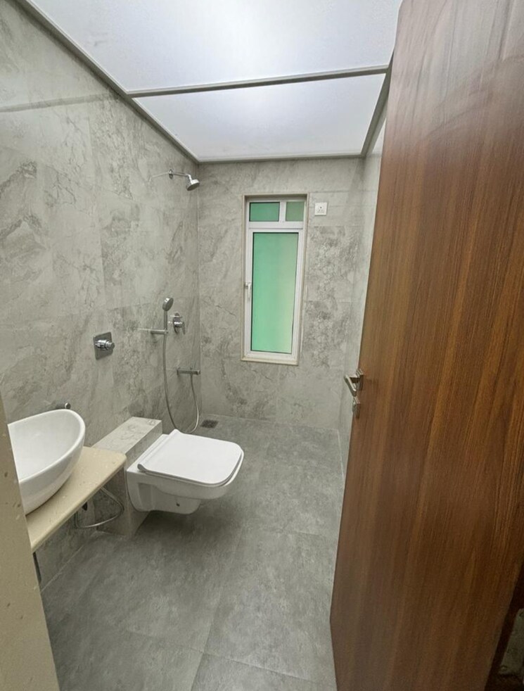 Bathroom, veena-santoor-phase-ii 1 Bedroom 422 Sq.Ft. Apartment In Kandivali West Mumbai 6340461