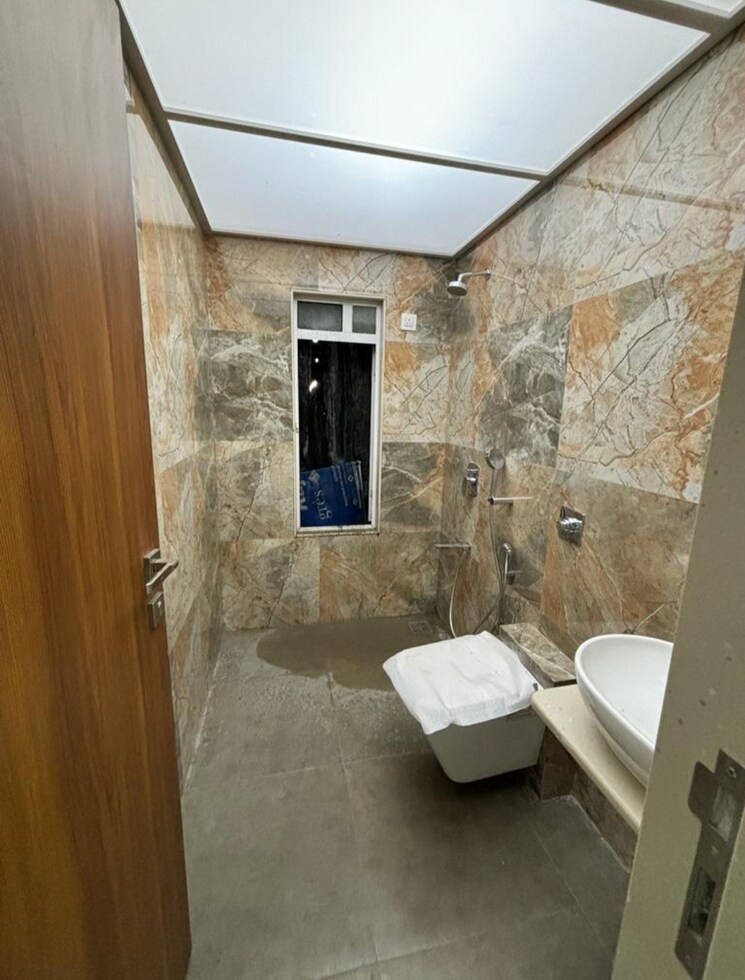 Bathroom, veena-santoor-phase-ii 1 Bedroom 422 Sq.Ft. Apartment In Kandivali West Mumbai 6340461