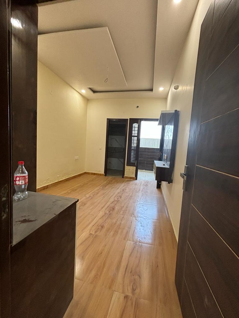 Resale 3 Bedroom 103 Sq.Yd. Independent House in Sector 127 Mohali