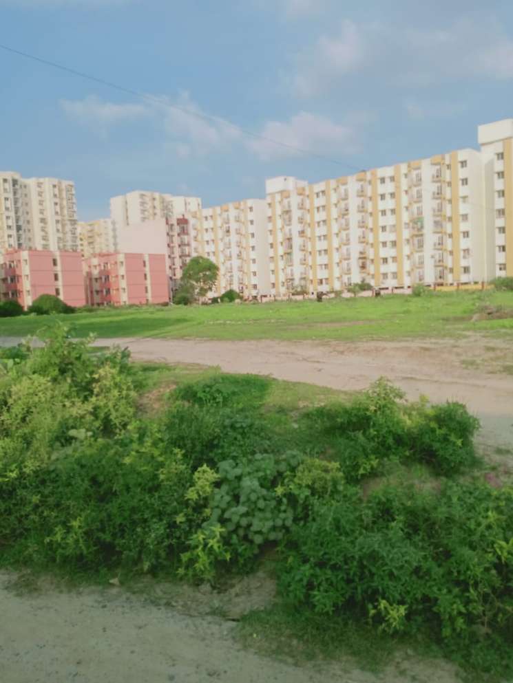 55000 Sq.Ft. Plot in Sushant Golf City Lucknow