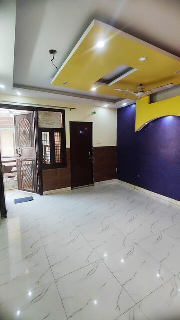 Living Room in 3 BHK Builder Floor at Dwarka Mor – for Rent