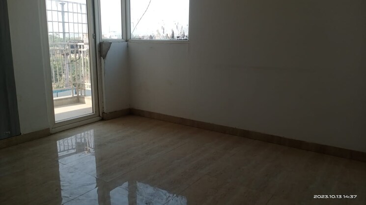 Resale 3 Bedroom 1947 Sq.Ft. Villa in The Hemisphere, Gn Sector 27 ...