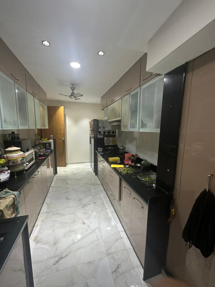 Kitchen, hiranandani-meadows 3 Bedroom 1500 Sq.Ft. Apartment In Manpada Thane 6348416