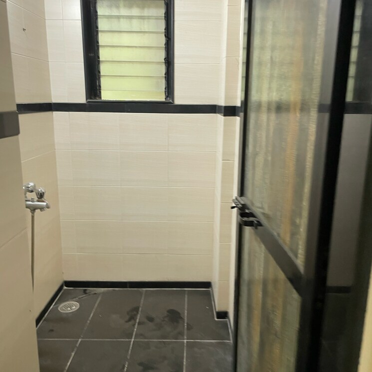 Bathroom, pariwar-chs 1 Bedroom 575 Sq.Ft. Apartment In Kanjurmarg East Mumbai 6351716