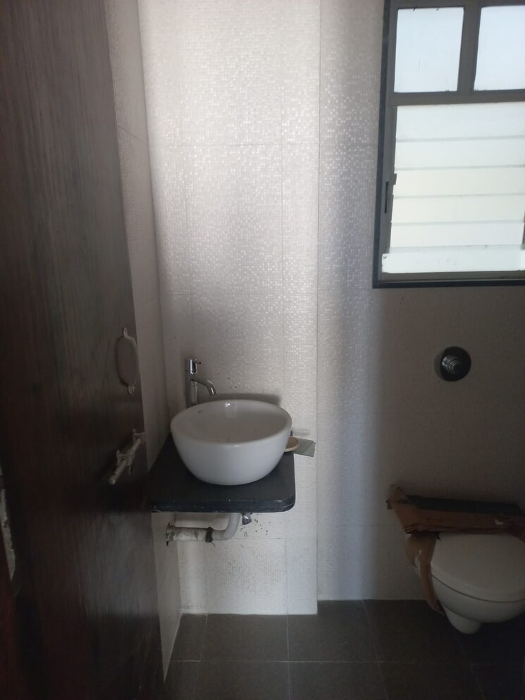Bathroom, vrindavan-srushti 3 Bedroom 1245 Sq.Ft. Apartment In Narhe Pune 6353683