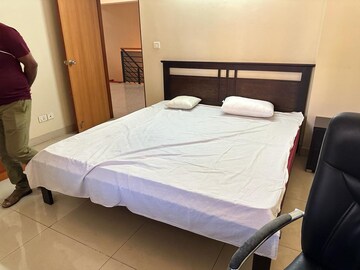 Bedroom in 3 BHK Apartment at Embassy Habitat, Palace Road – for Rent
