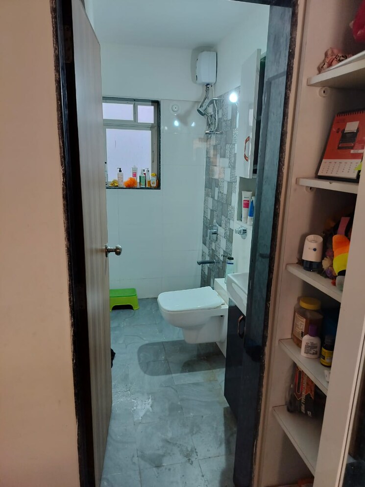 Bathroom, ashok-therwani-swaroop 1 Bedroom 485 Sq.Ft. Apartment In Ghatkopar East Mumbai 6357032