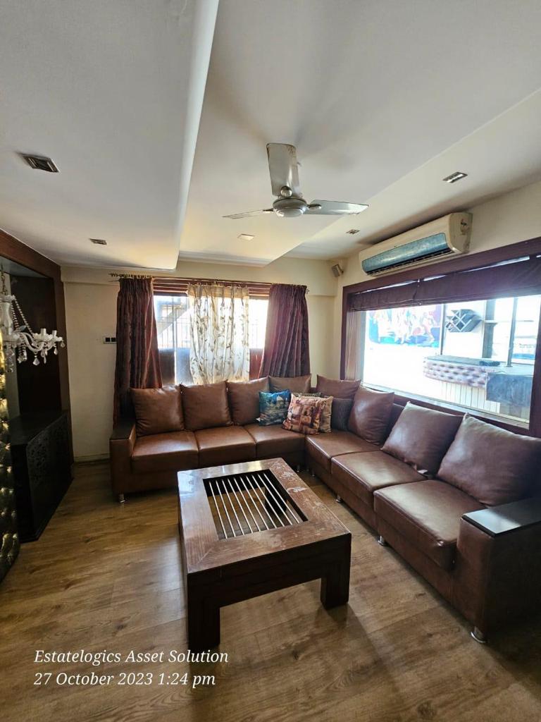 3 BHK 3000 Sq.Ft. Penthouse in Green Valley CHS