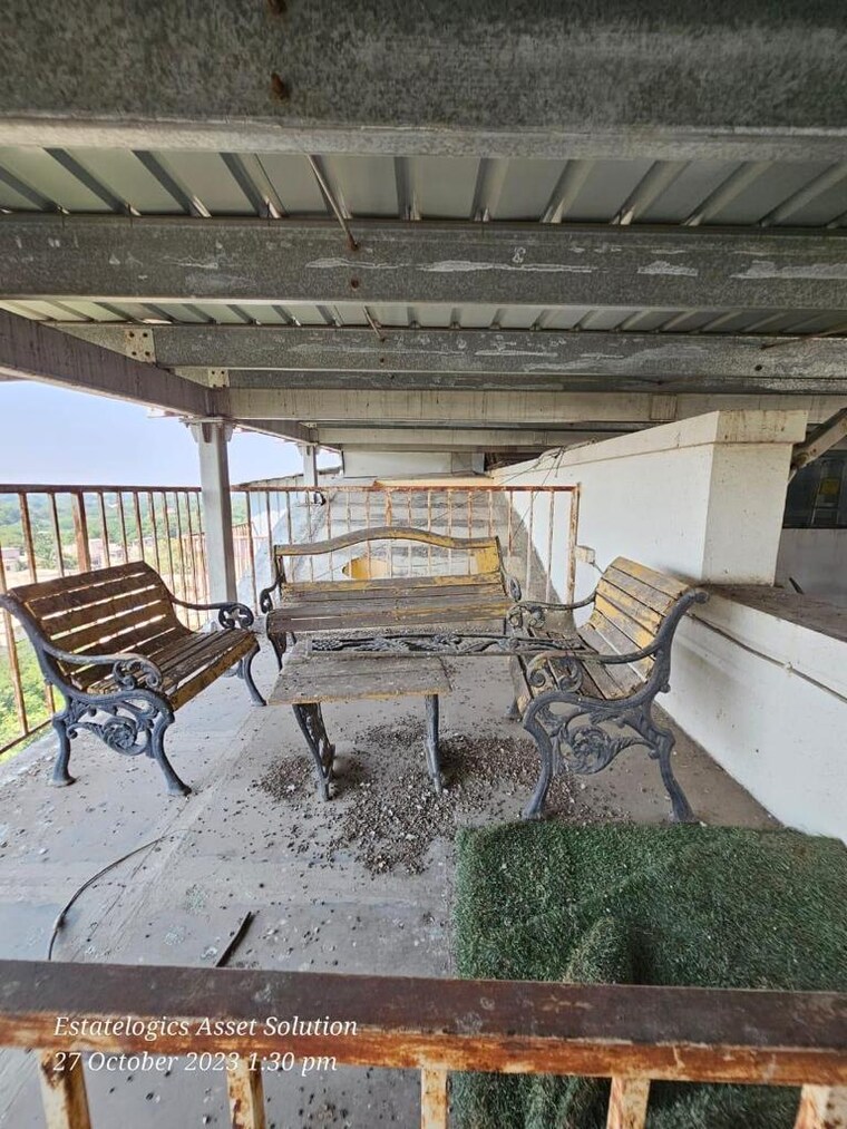 Nearby, green-valley-chs 3 Bedroom 3000 Sq.Ft. Penthouse In Wanwadi Pune 6358881